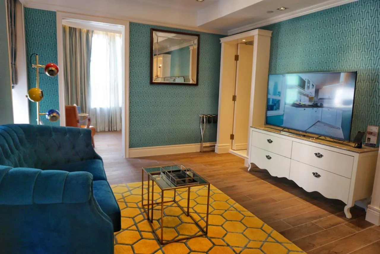 Hotel Madera Hollywood Hongkong 5*,