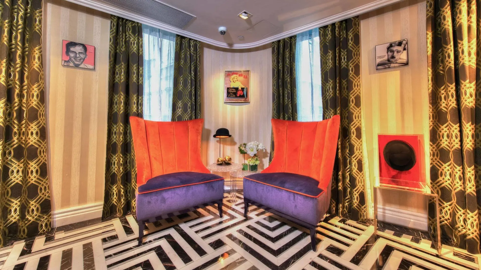 Hotel Madera Hollywood Hongkong 5*,